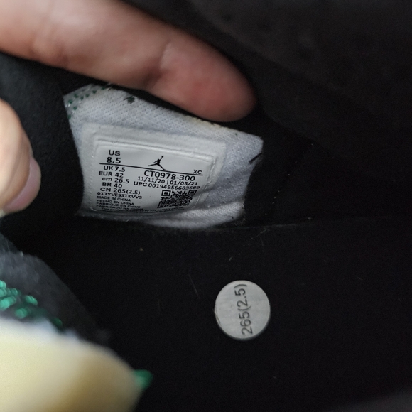 Air Jordan 1 Zoom comfort, green, 8.5 - Picture 3 of 9